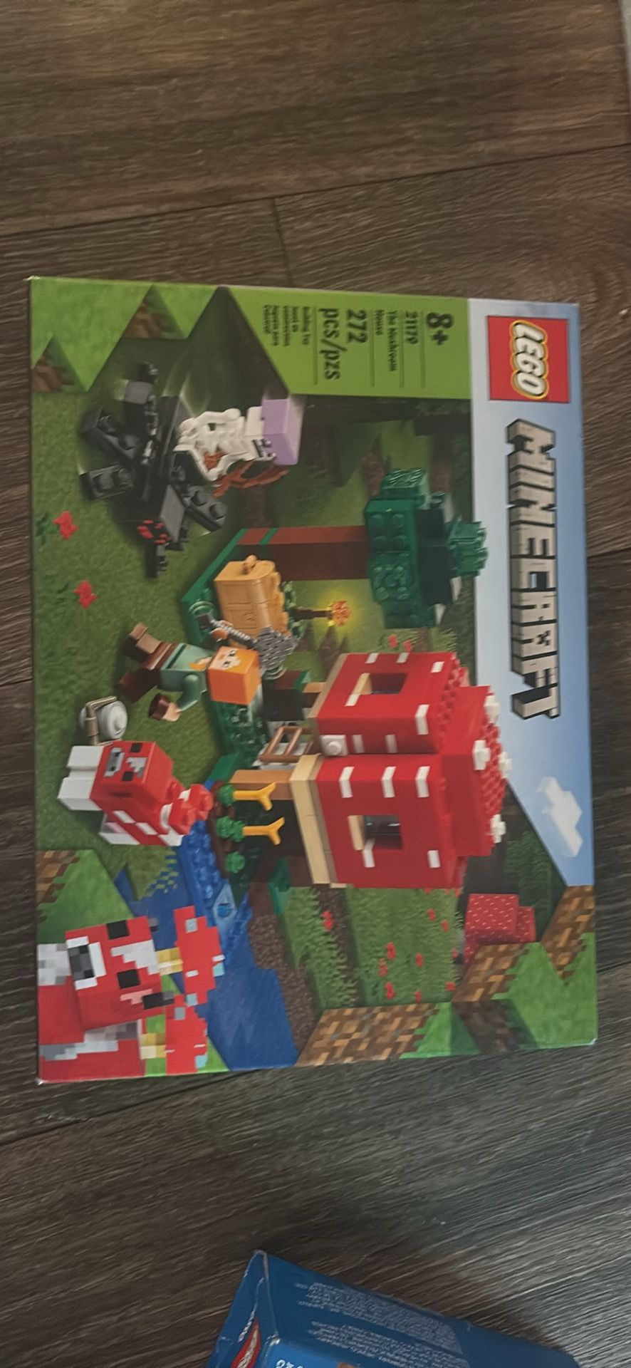 LEGO Minecraft mushroom House UNOPENED