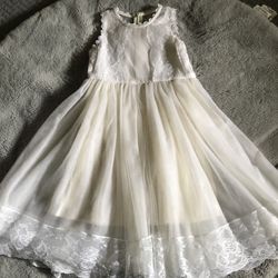 Girl Dress Size 6