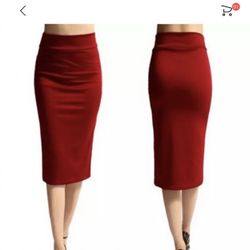 Skirt for women , color red, size S.
