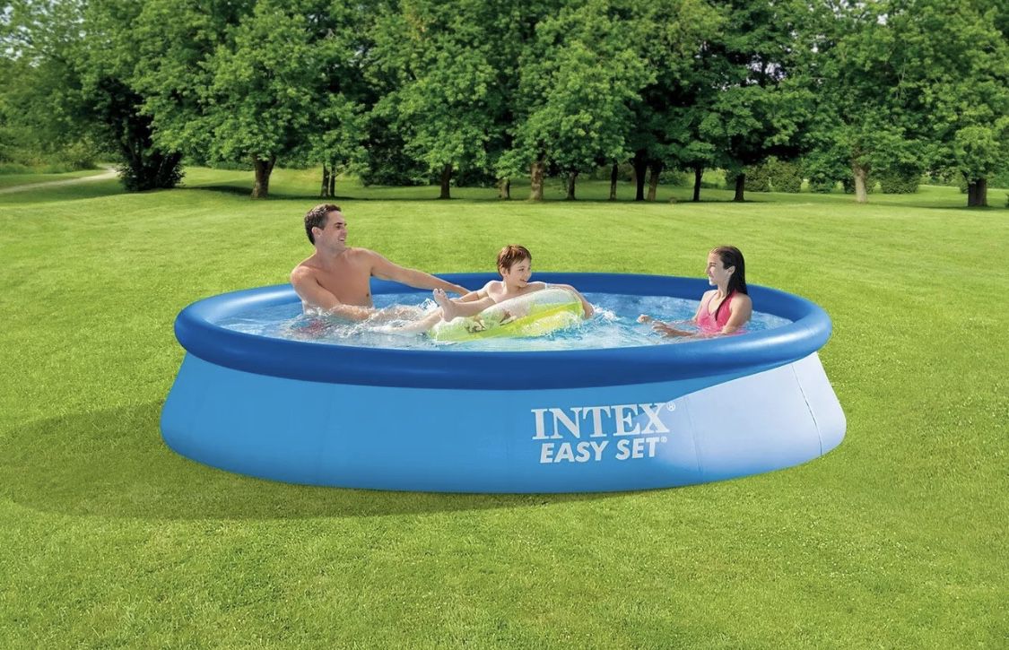 Intex 12 ft X 30 in Easy Set Pool Set with Filter Pump (12'x30") - NEW