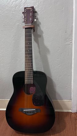 Yamaha guitar FG junior  JR2