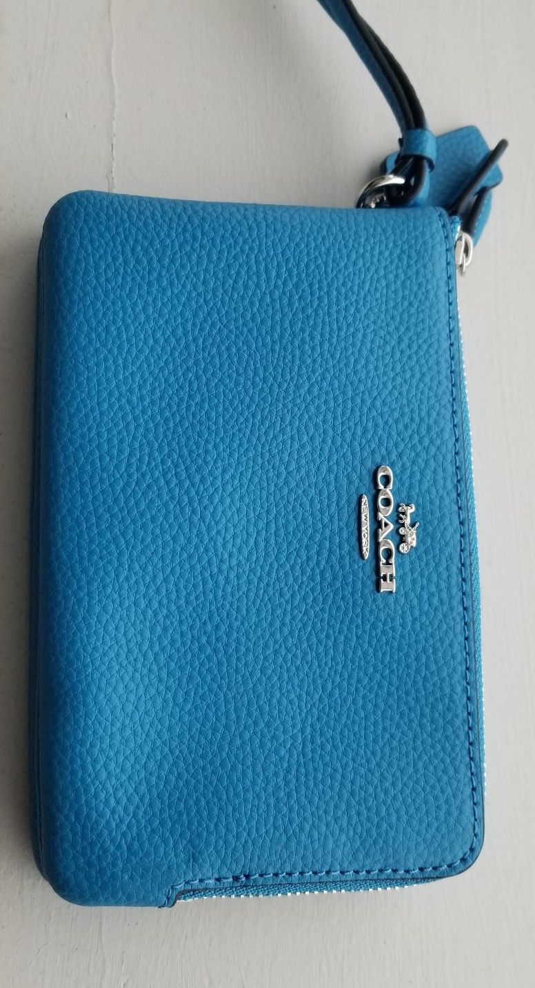 Coach handbag/ Never been used.