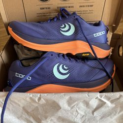 Topo Running Shoes New