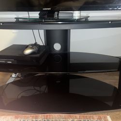 Glass & Metal Tv Stand 