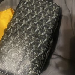 Green Goyard Tote for Sale in Waldwick, NJ - OfferUp