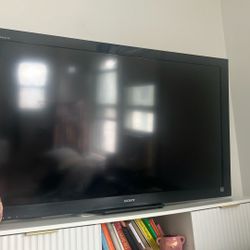Sony 50” Tv (no Stand) 