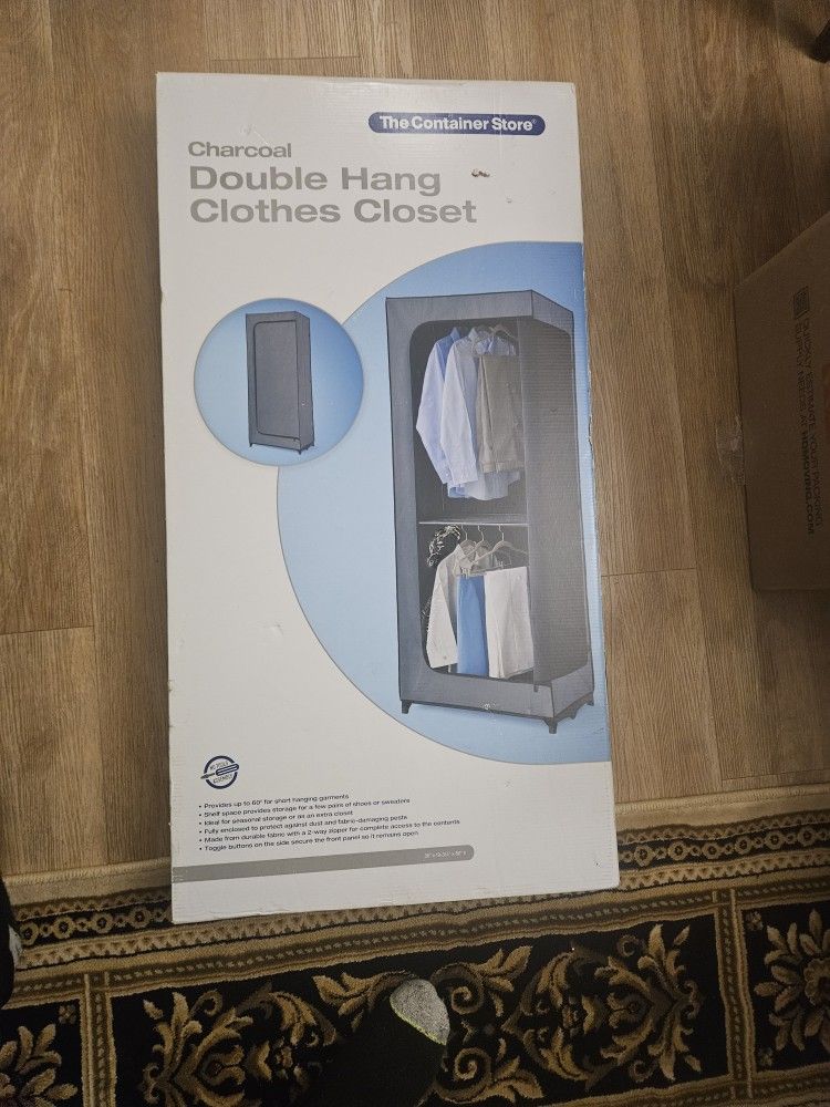 Double Hang Clothes Closet 