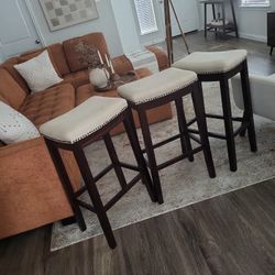 Pemberly 32" Fabric Top Stool