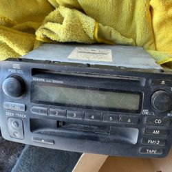 Car Radio + CD & Cassette Player - Toyota A56821