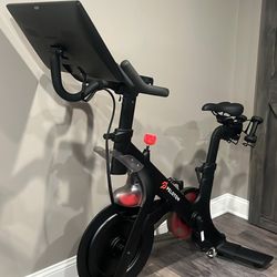 Peloton Bike 