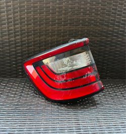 2014 2015 2016 2017 2018 2019 2020 2021 2022 Dodge Durango Left Driver Side Outer Tail Light OEM