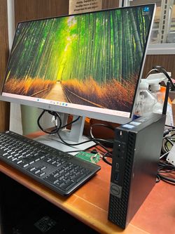 Dell OptiPlex 7060 mini desktop I5-8500 @2.10 GHZ 8Gb RAM 256 GB SSD Windows 11 pro. Noting wrong. No trades. No delivery
