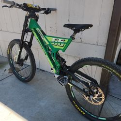 Turner DHR Mountain Bike Bicycle Down Hill Racing 