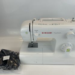 SINGER Tradition 2277 Sewing Machine – Working – Broken Housing – Pedal + Extras