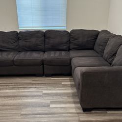 Ashley Furniture Charcocal 3pc Sectional Sofa