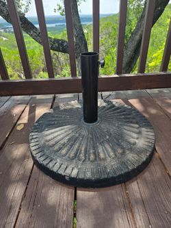 2 patio umbrella holders