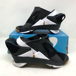 Nike Go Flyease Black Gum Size 8.5 New Deadstock Authentic
