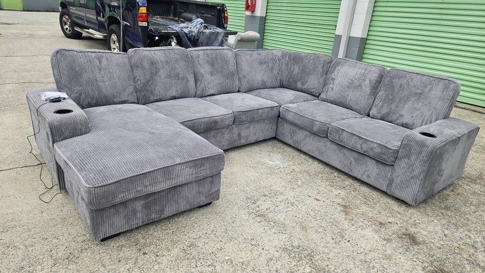 Gray Velvet Corduroy Sectional(Free Delivery 🚚