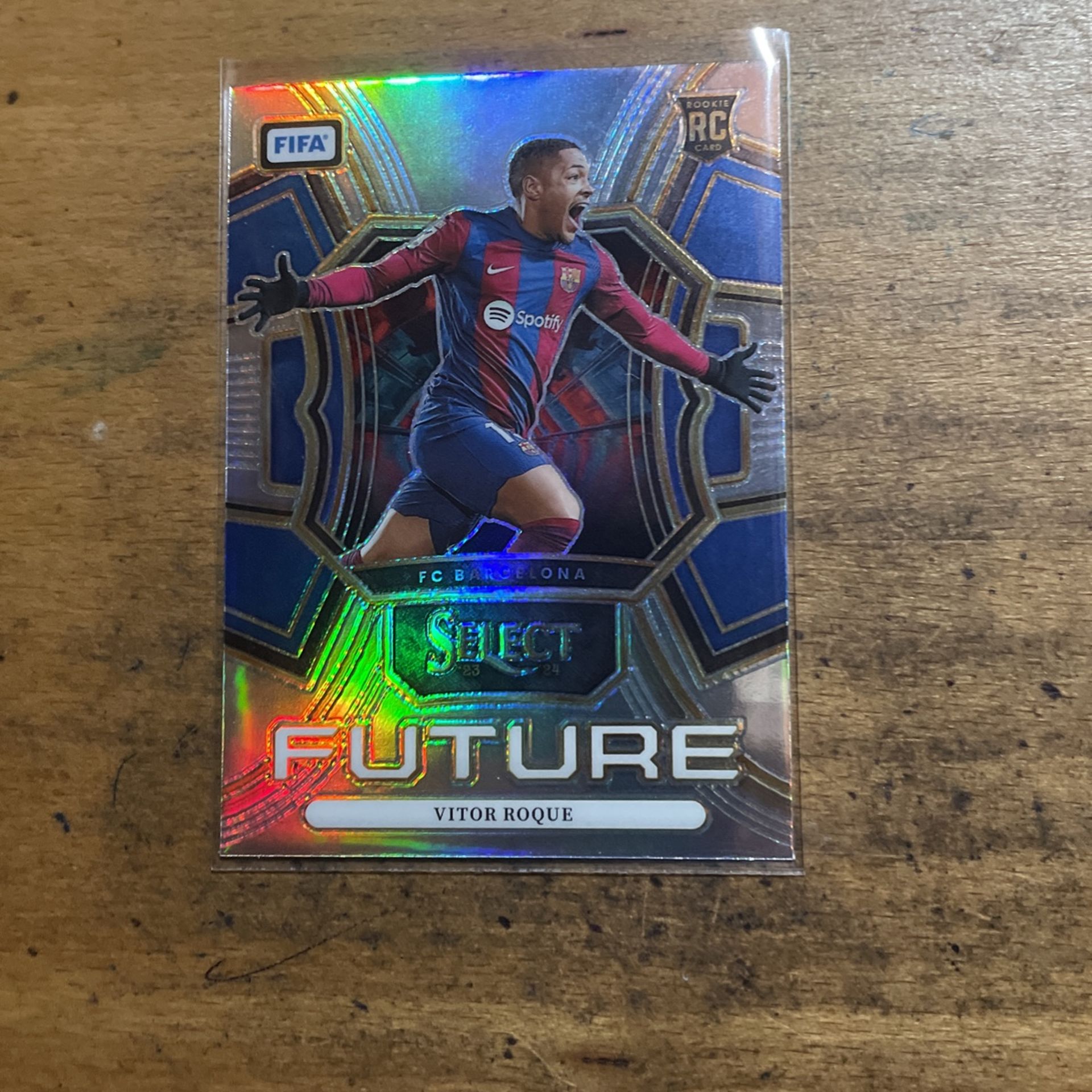 2024 SELECT VITOR ROQUE SILVER FUTURE ROOKIE CARD