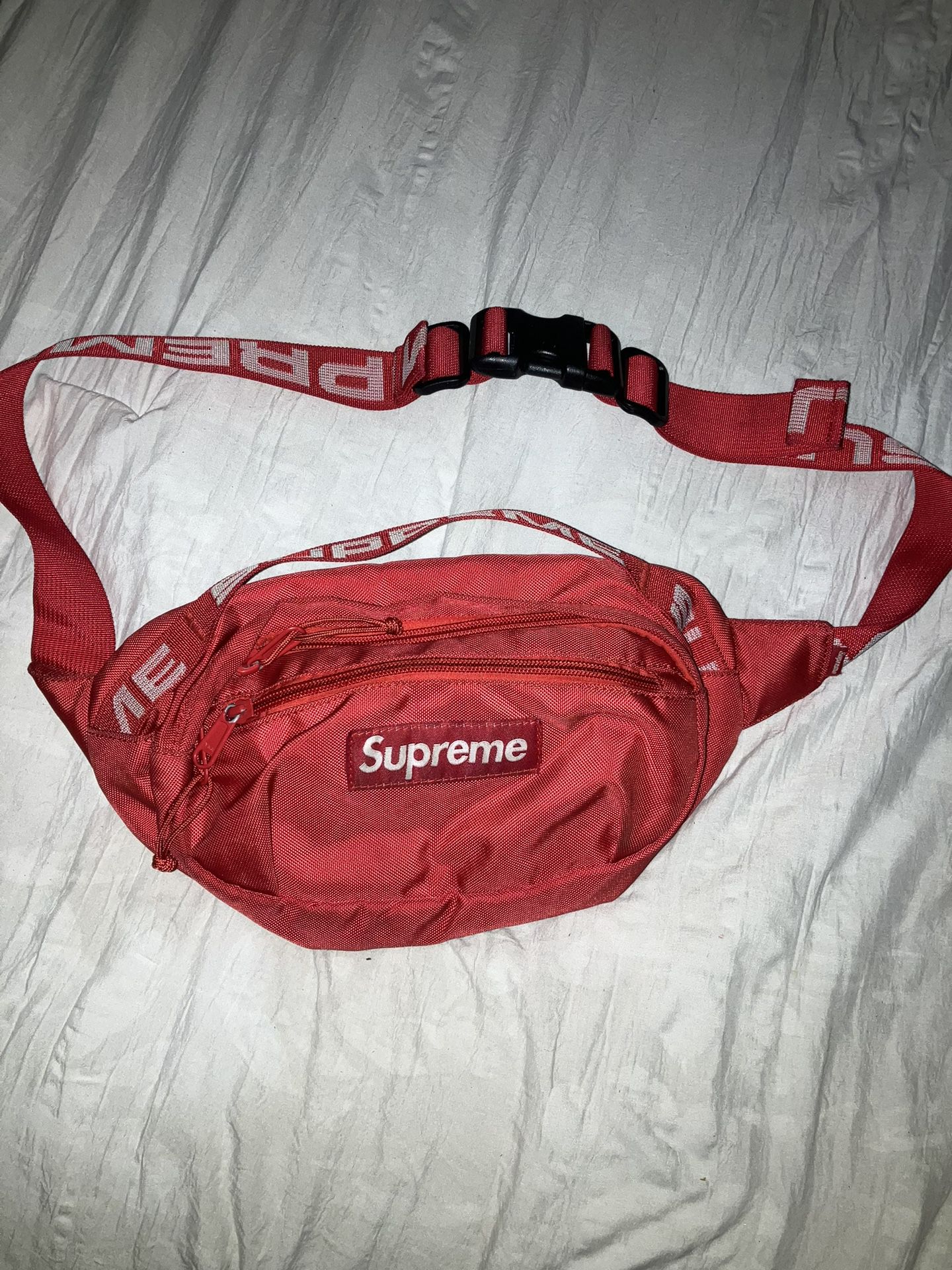 supreme bag 