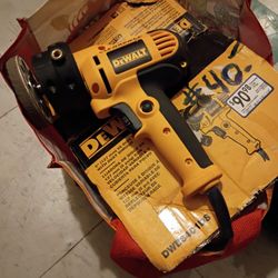 DeWalt Car Buffer
