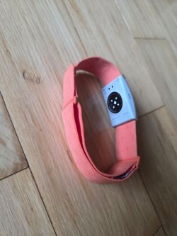 COROS Heart Rate Monitor, Auto-wear Detection
Comfort,Easy to wear, Advanced Sensor, Precise Data, Bluetooth, 38 Hours Battery Life, Connects up to 3