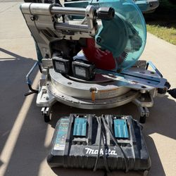 Makita 18V 5.0Ah X2 LXT Lithium-Ion (36V) Brushless Cordless 10 in. Dual-Bevel Sliding Compound Miter Saw with Laser Kit
