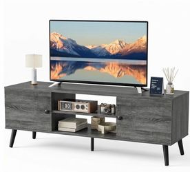 Retro-Modern TV Stand, Mid-Century Media Console with Soft-Close Cabinets & Adjustable Shelves, Engineered Wood TV Cabinet for 50-65 Inch TVs, Grey Wo