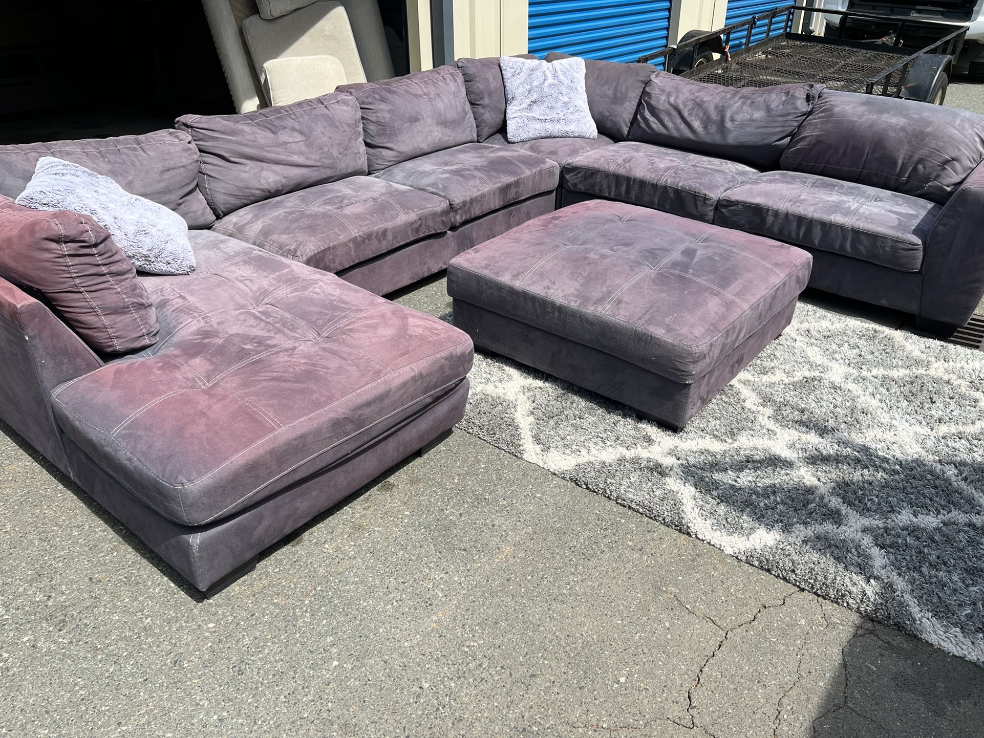 Large Gray/Purple Sectional Sofa Couch
