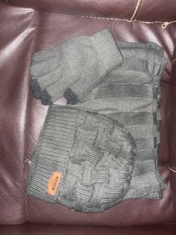 Woman Clothing/Hat, Gloves And Scarf