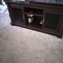 Good Condition Cherry Wood Bookcase Cabinet 