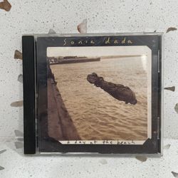 Sonia Dada A Day At The Beach CD Album Capricorn Records Rock 90s Vintage 1995