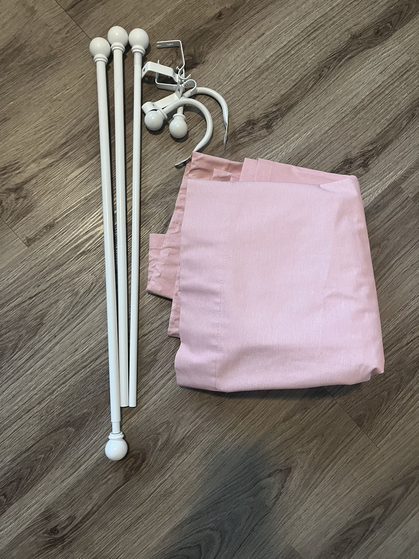 Pink Girls Curtains With ALL Hardware