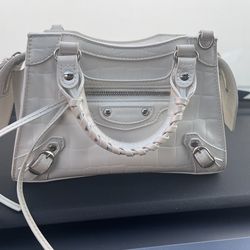 NEO handbag