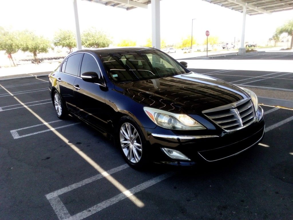 2012 Hyundai Genesis