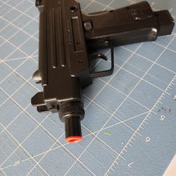 Vintage Laramie Replica 