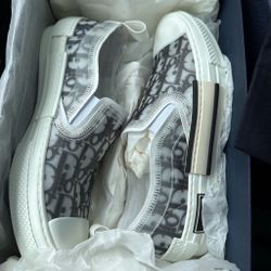 Dior B23 SLIP-ON OBLIQUE TRANSPARENT 069 White/Black