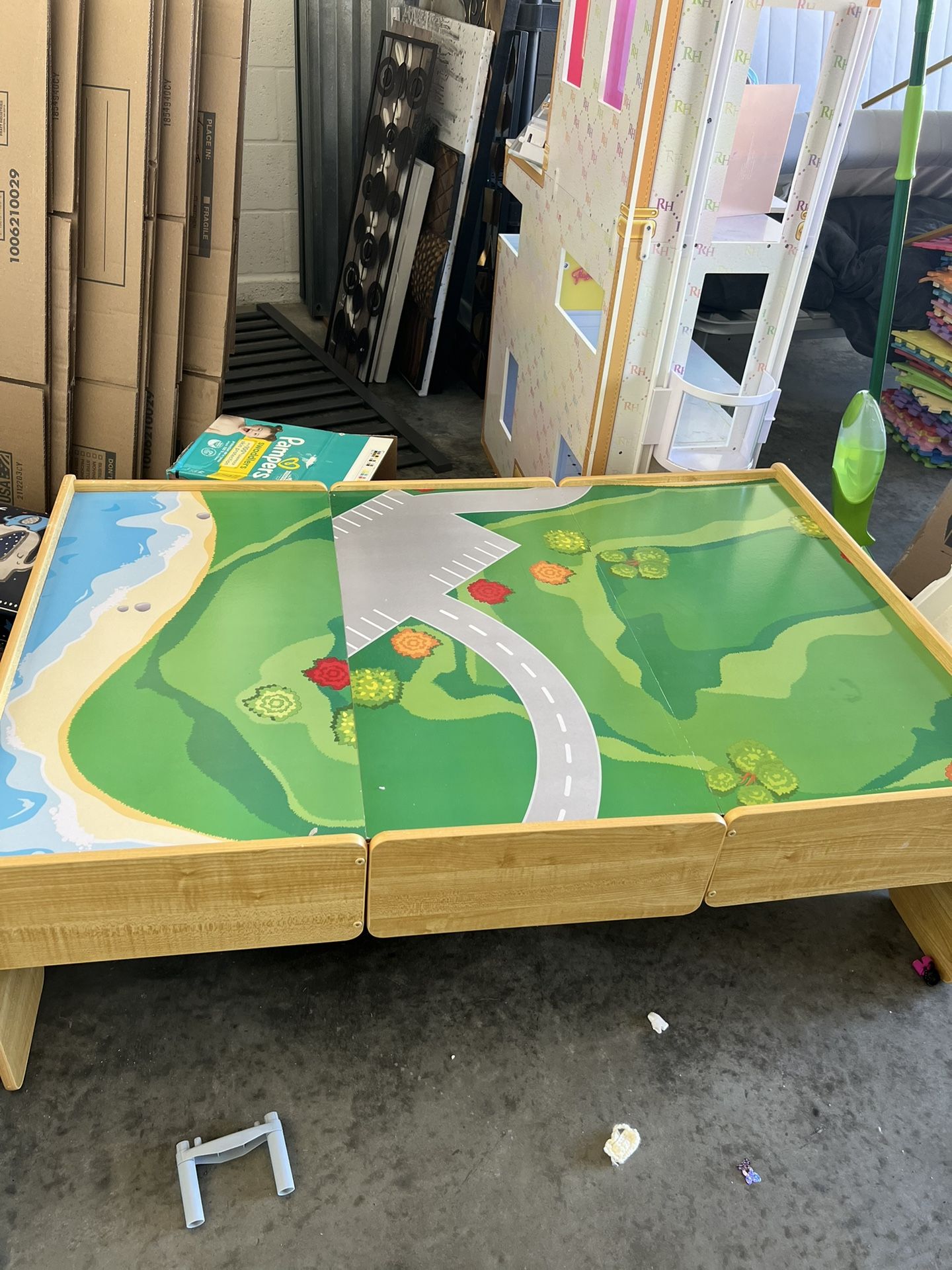 Kid Toy Desk