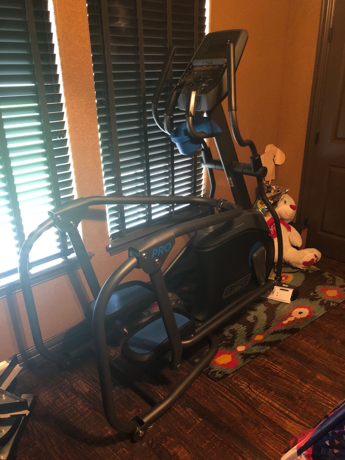 Elliptical AFG Pro 7.2AI Incline Trainer for Sale in Arlington TX