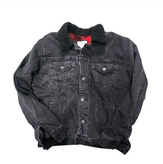 Old Navy Size Medium Black Denim Jacket with Sherpa Collar
