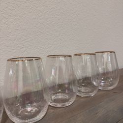 Wine Glasses 