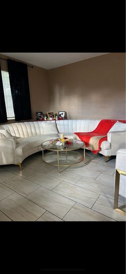 Circular couch to