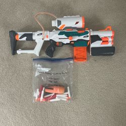 Nerf Modulus Tri-Strike Blaster, Mega Barrel, Rocket Launcher, Clip, 1 Rocket