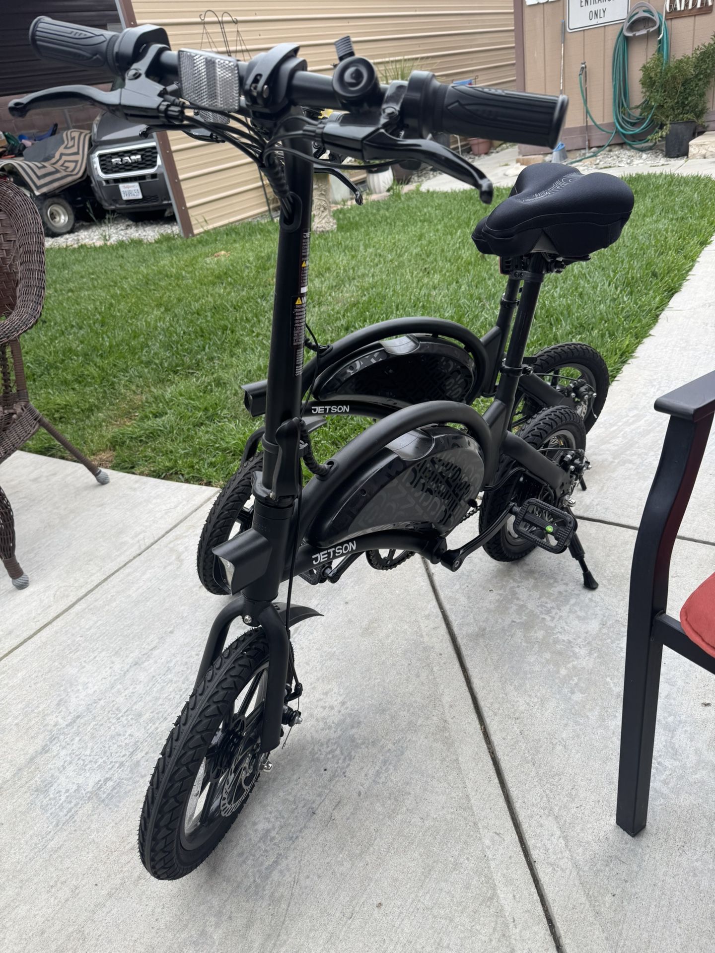 JETTSON ELECTRIC BIYCICLE