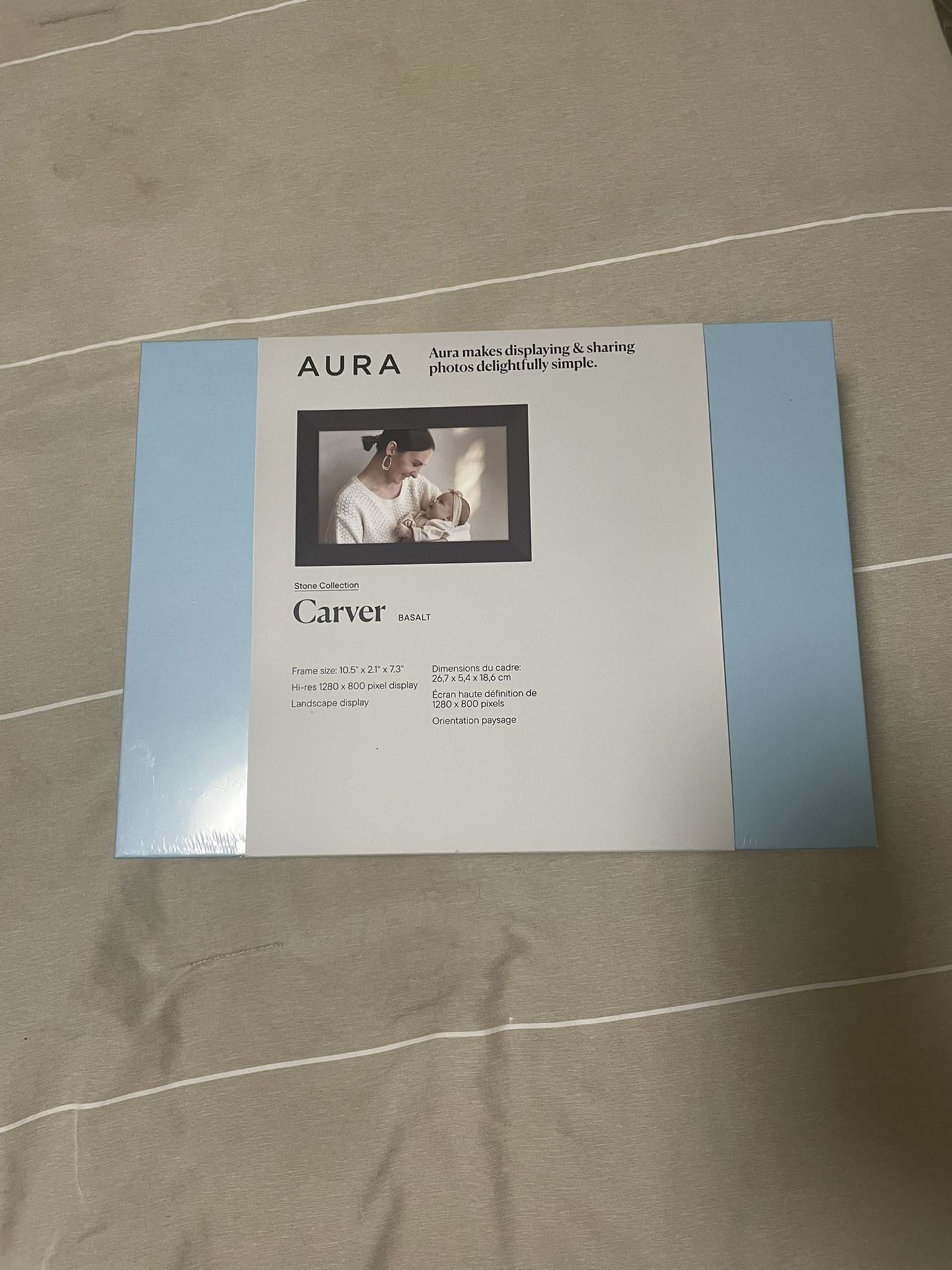 Aura Digital frame