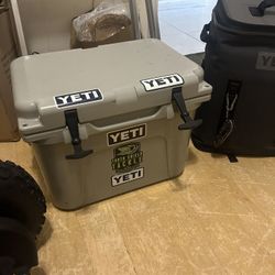 Yeti Roadie 20 TRADE for 12 Hopper And Up Soft Yeti 
