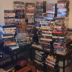Vcr and vhs tapes 200+ movies