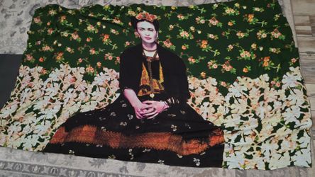Frida Kahlo Portrait Decorative Tapestry Scarf in Green & Black