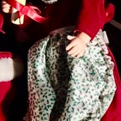 Christmas Tree Skirt Brand New (red)