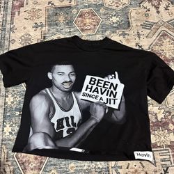 been havin cropped t shirt 